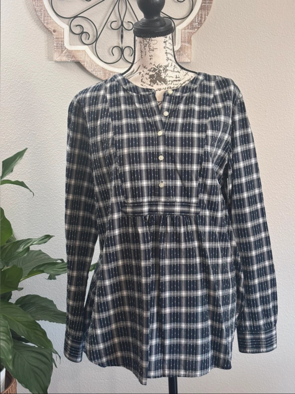 Loft Plaid Long Sleeve Button-Up Tunic Top - Navy & White